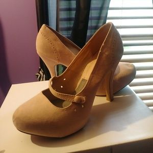 Women shoes